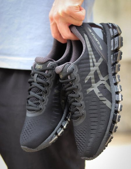 بوت Asics quantum 360 i